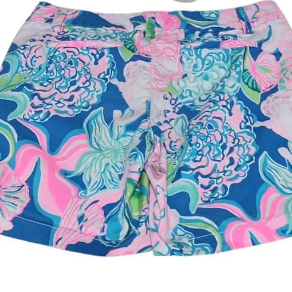 Lilly Pulitzer Bermuda Shorts Blue and Pink Floral💗💙💚💐 - Picture 2 of 3